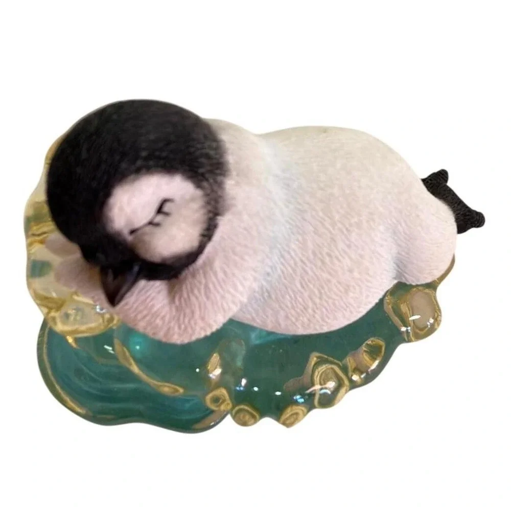 Hamilton Collection Dreaming Penguin Sculpture OS White Polar Playmates 1998